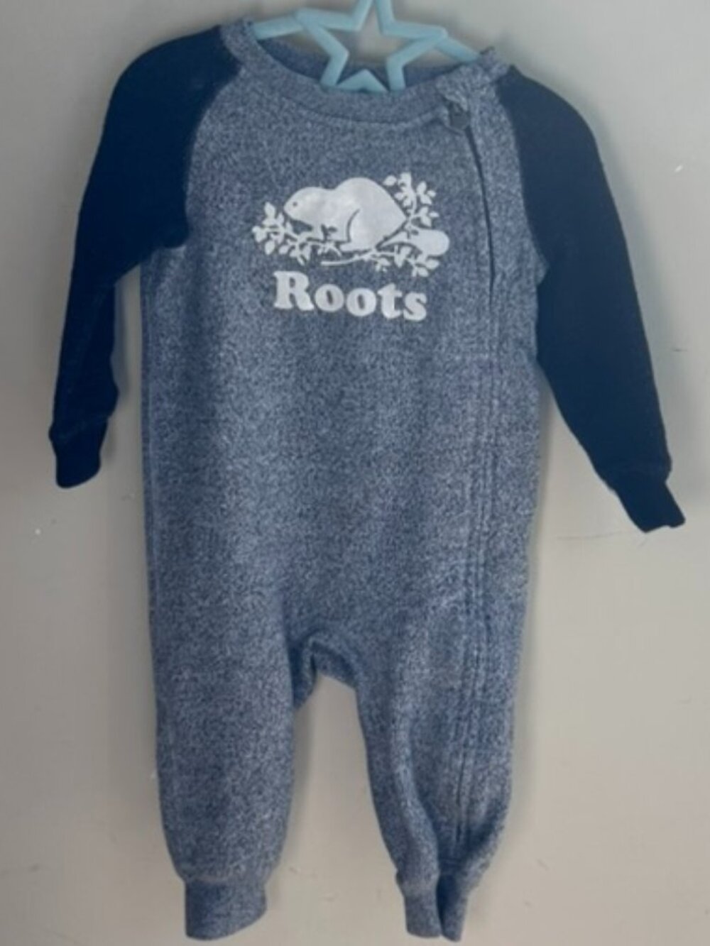 🖤🩶 Roots Baby Black & Grey Logo Romper – 6–12M 🩶🖤